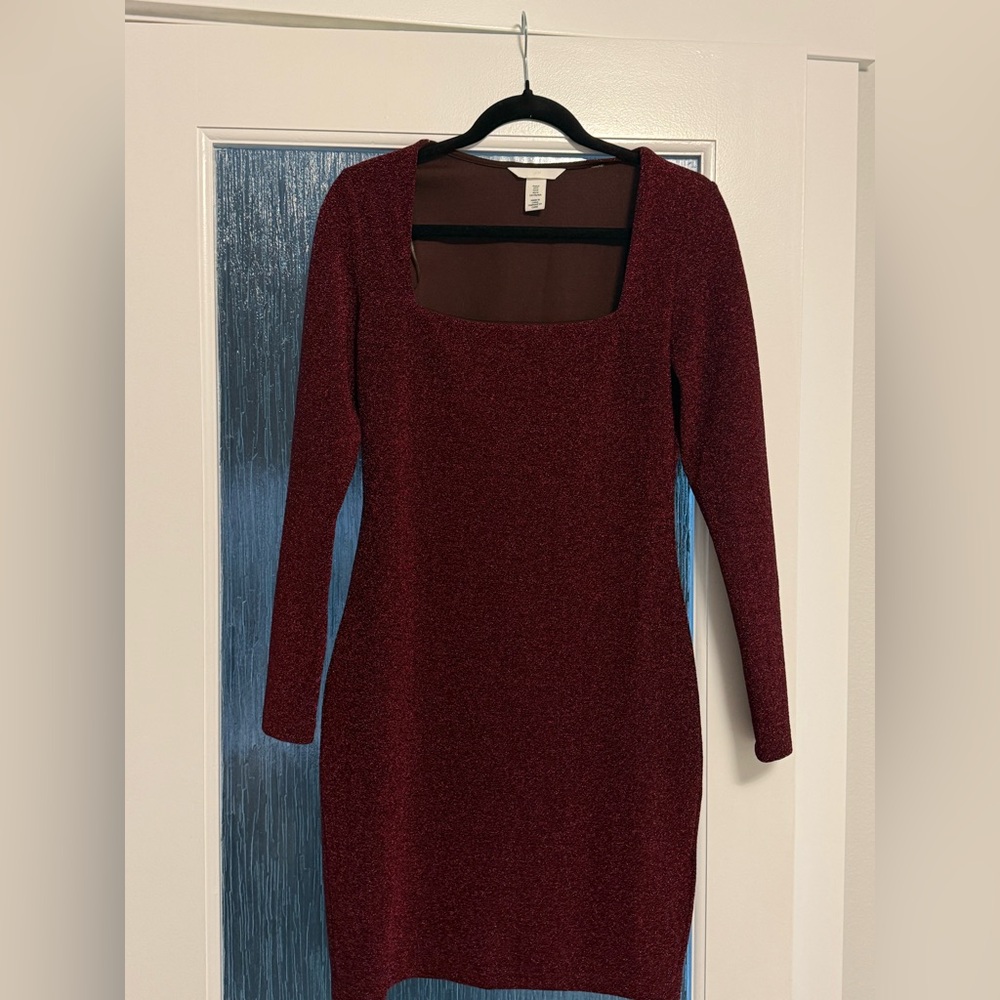 H & M Elegant Burgundy Long Sleeve Dress